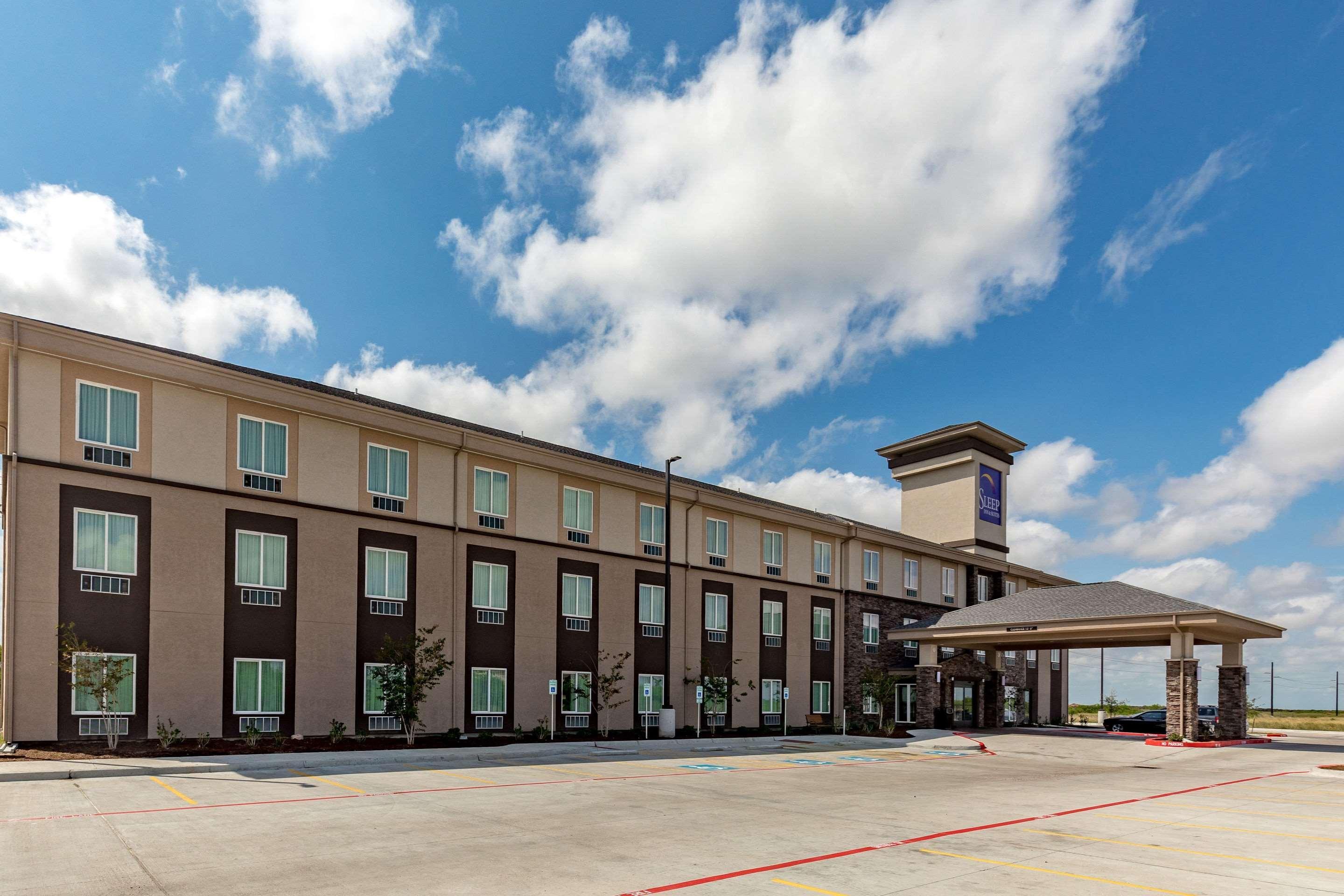 Sleep Inn & Suites Ингълсайд Екстериор снимка