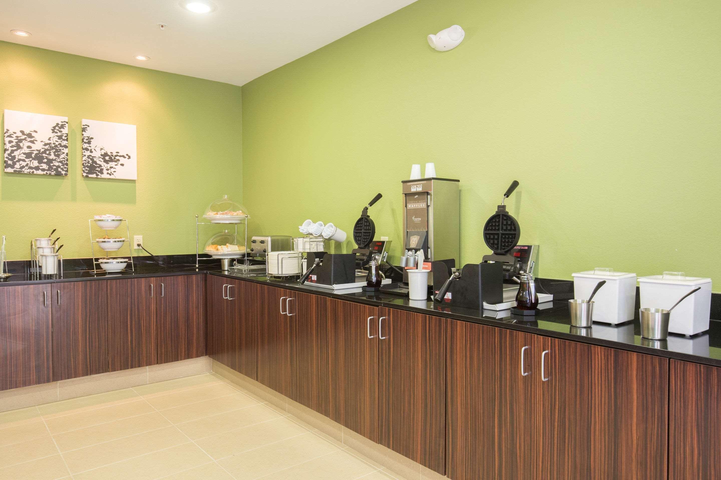 Sleep Inn & Suites Ингълсайд Екстериор снимка