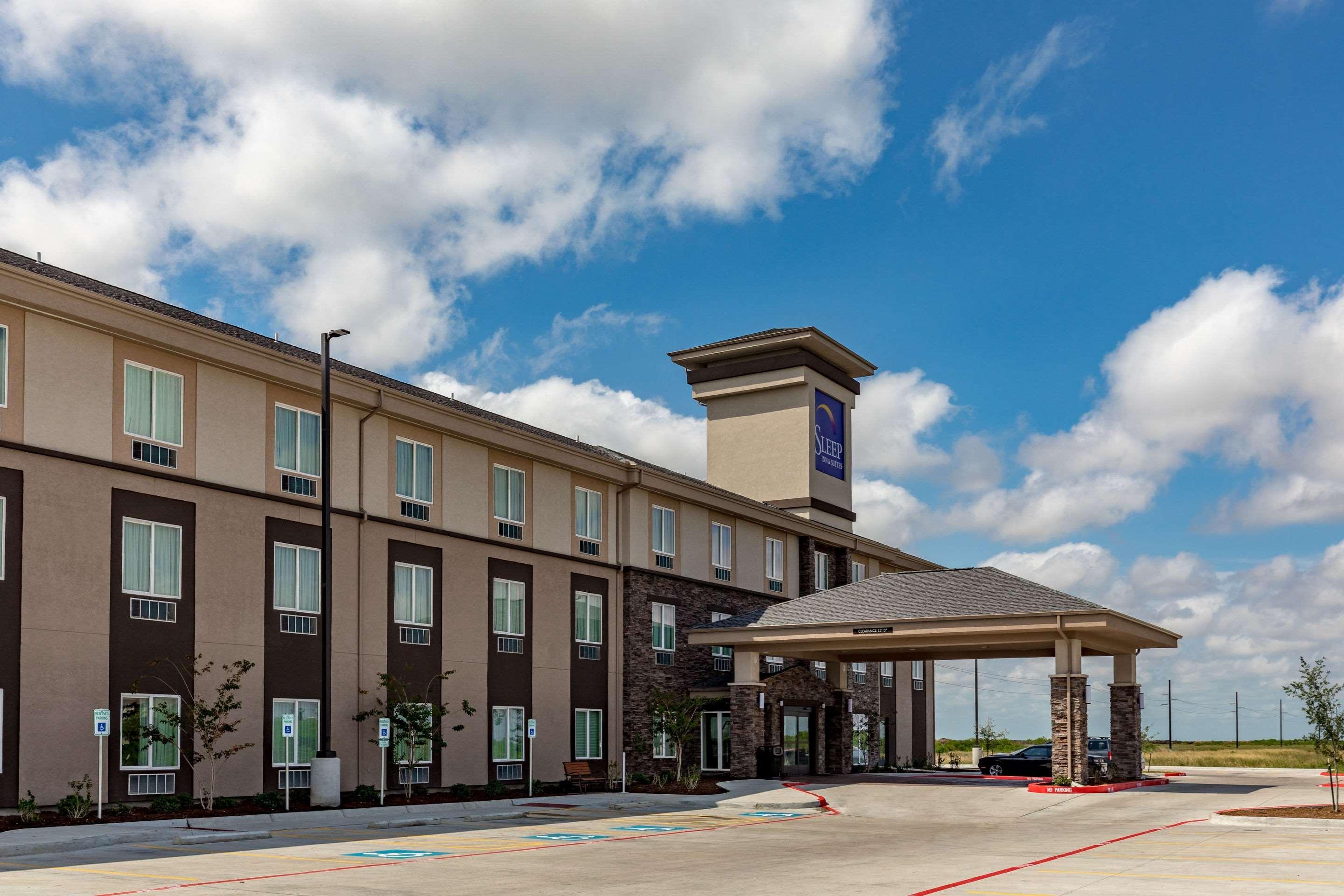 Sleep Inn & Suites Ингълсайд Екстериор снимка