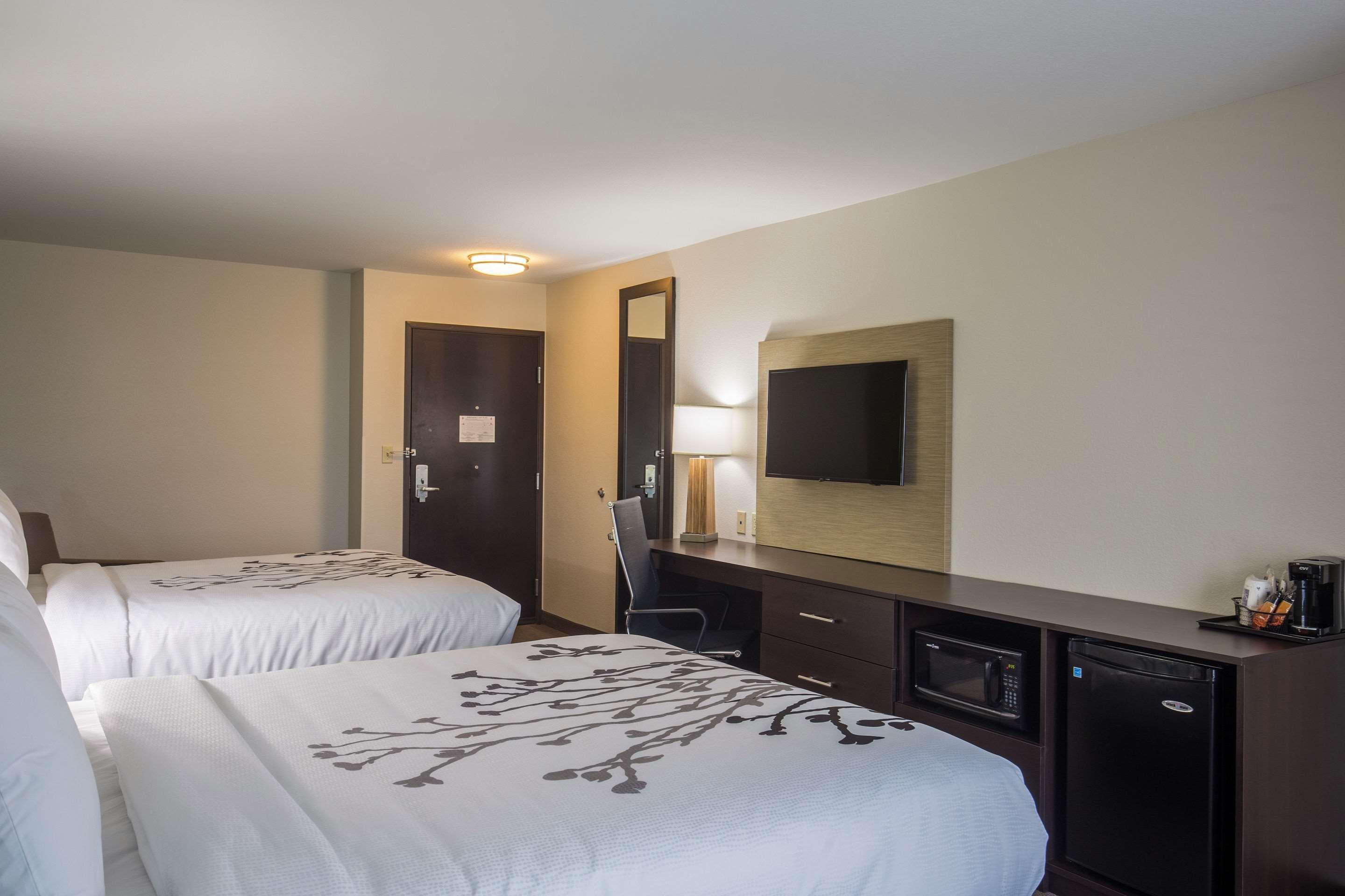 Sleep Inn & Suites Ингълсайд Екстериор снимка
