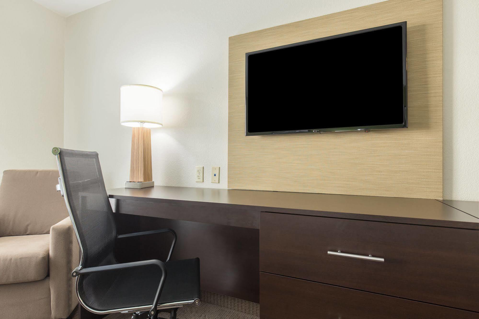 Sleep Inn & Suites Ингълсайд Екстериор снимка