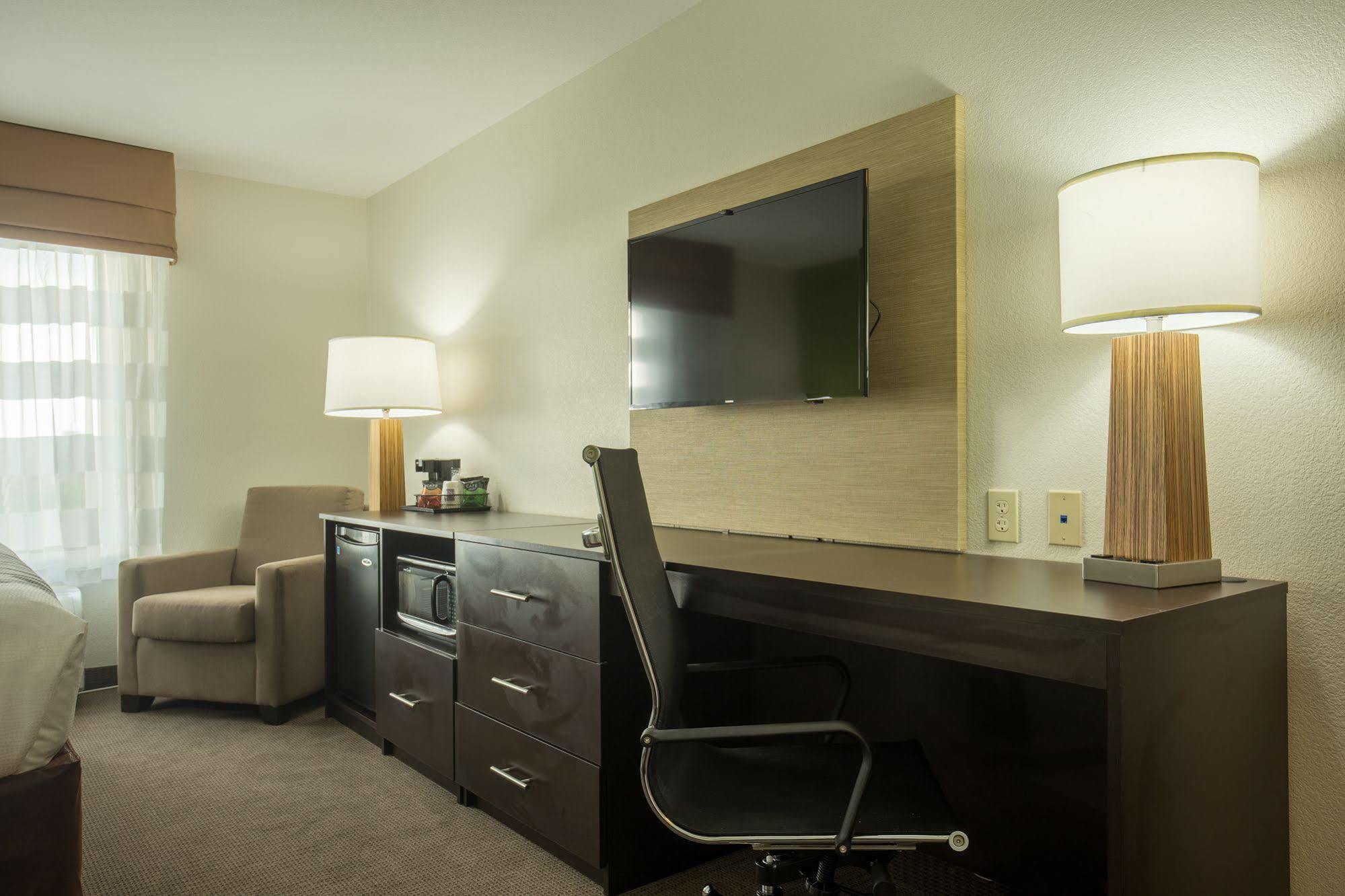 Sleep Inn & Suites Ингълсайд Екстериор снимка